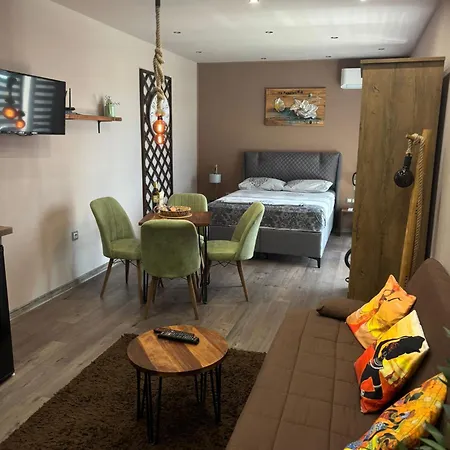 даная 3 Apartman *