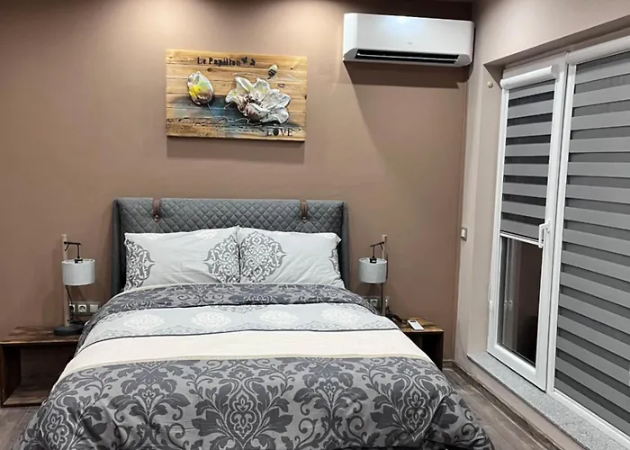 даная 3 Apartment